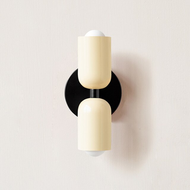 LumineuxCrème | Élégantes Appliques Murales LED Doubles Design Moderne 0