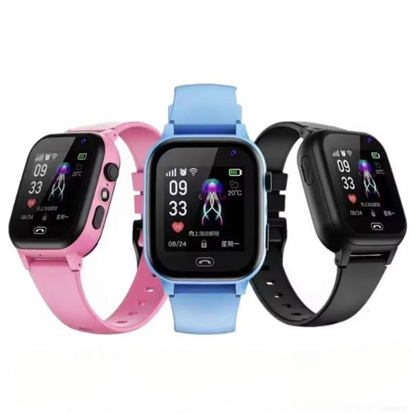 Montre GPS Enfant | Suivi en Temps Réel & Appel Vidéo | Résistante à l'Eau pour Sécurité et Connectivité 1
