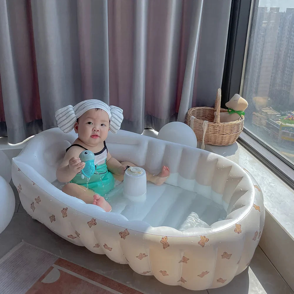 Blow Up Baby Bath - Baignoire Bébé Gonflable pour Intérieur et Extérieur