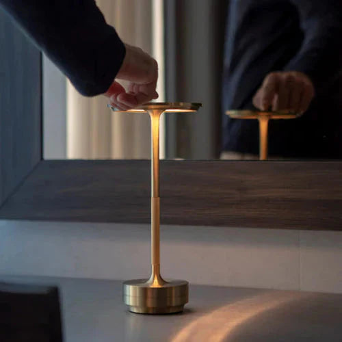 Luminea – Lampe de Table Sans Fil et Rechargeable au Design Élégant