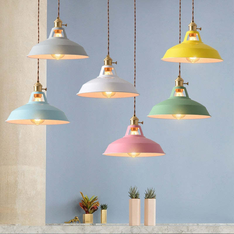 Aurélis – Lustre Métallique Élégant | Design Morandi pour Intérieurs Modernes et Raffinés